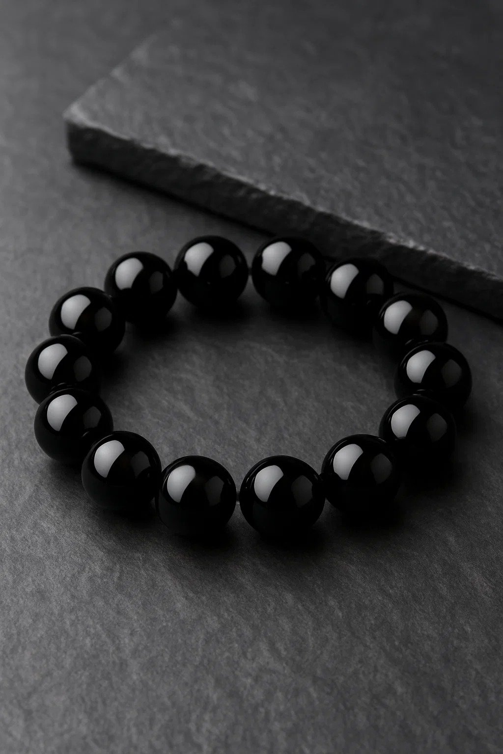 The black obsidian bracelet(Free Size)